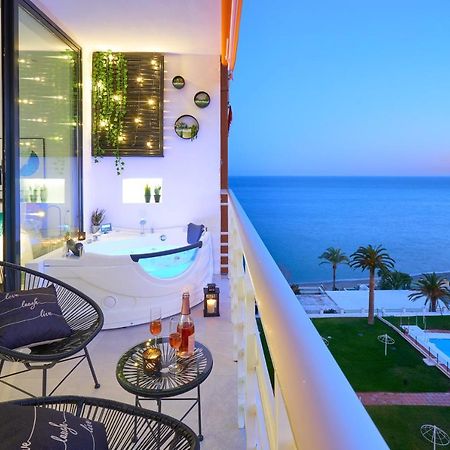 Suite Del Mar Luxury Apartment With Jacuzzi Торремолінос Екстер'єр фото