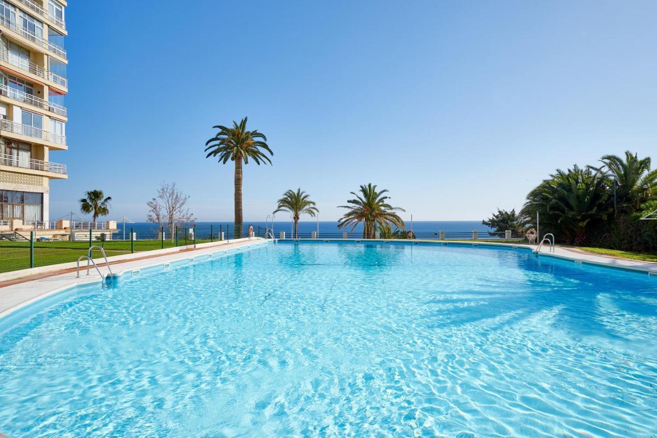 Suite Del Mar Luxury Apartment With Jacuzzi Торремолінос Екстер'єр фото
